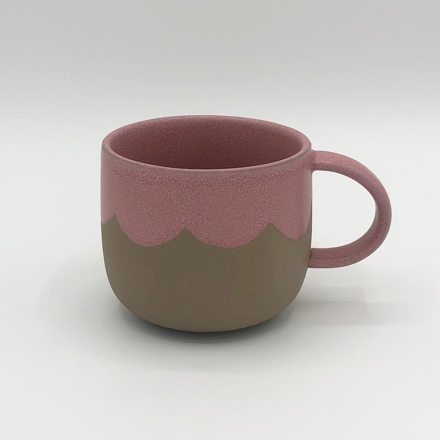 Scallop Mug -  Raspberry